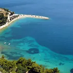Luxury With A Swimming Pool Split - 20334 Villa