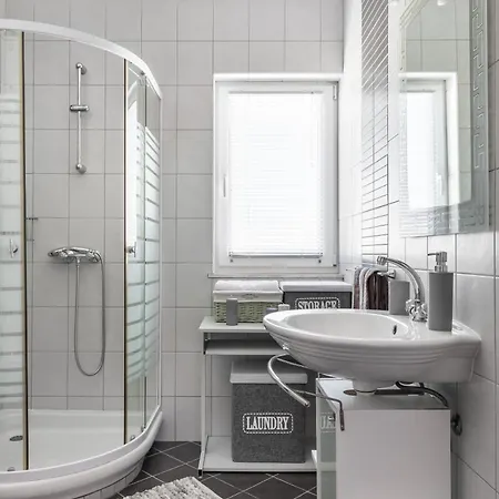 Luxury With A Swimming Pool Split - 20334 Βίλα Σολίν