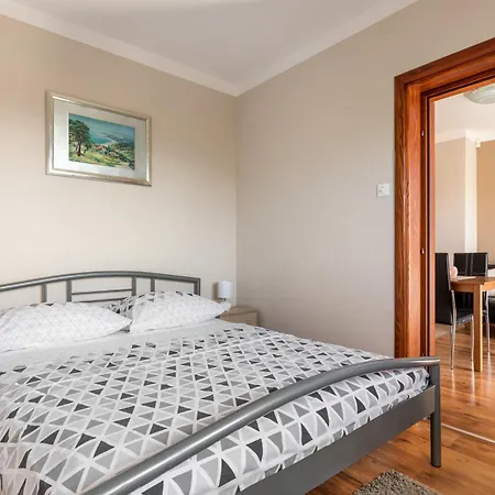 Luxury With A Swimming Pool Split - 20334 *